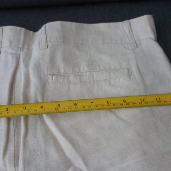 Old Navy 100% Linen Made in Vietnam Size 34 Tan Shorts - Picture 11 of 16